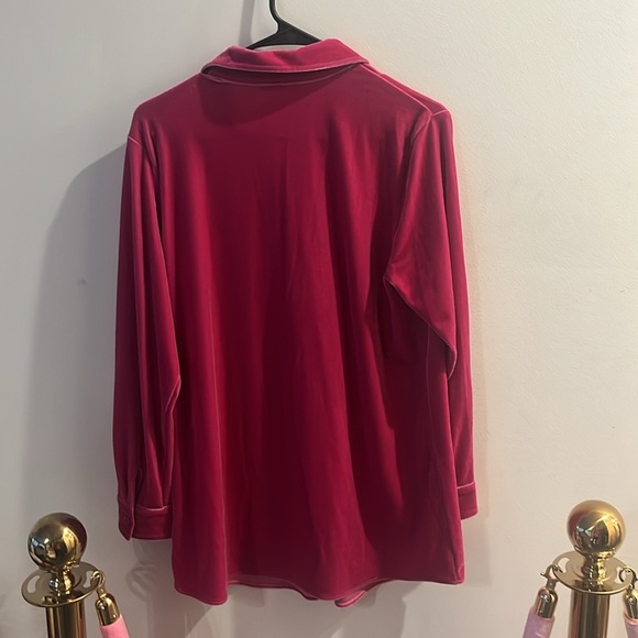 Women's Velvet Button-Up Shirt - Picture 5 of 6